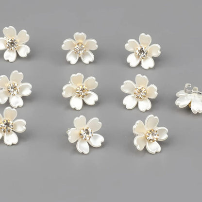 Pearl flower hair pins