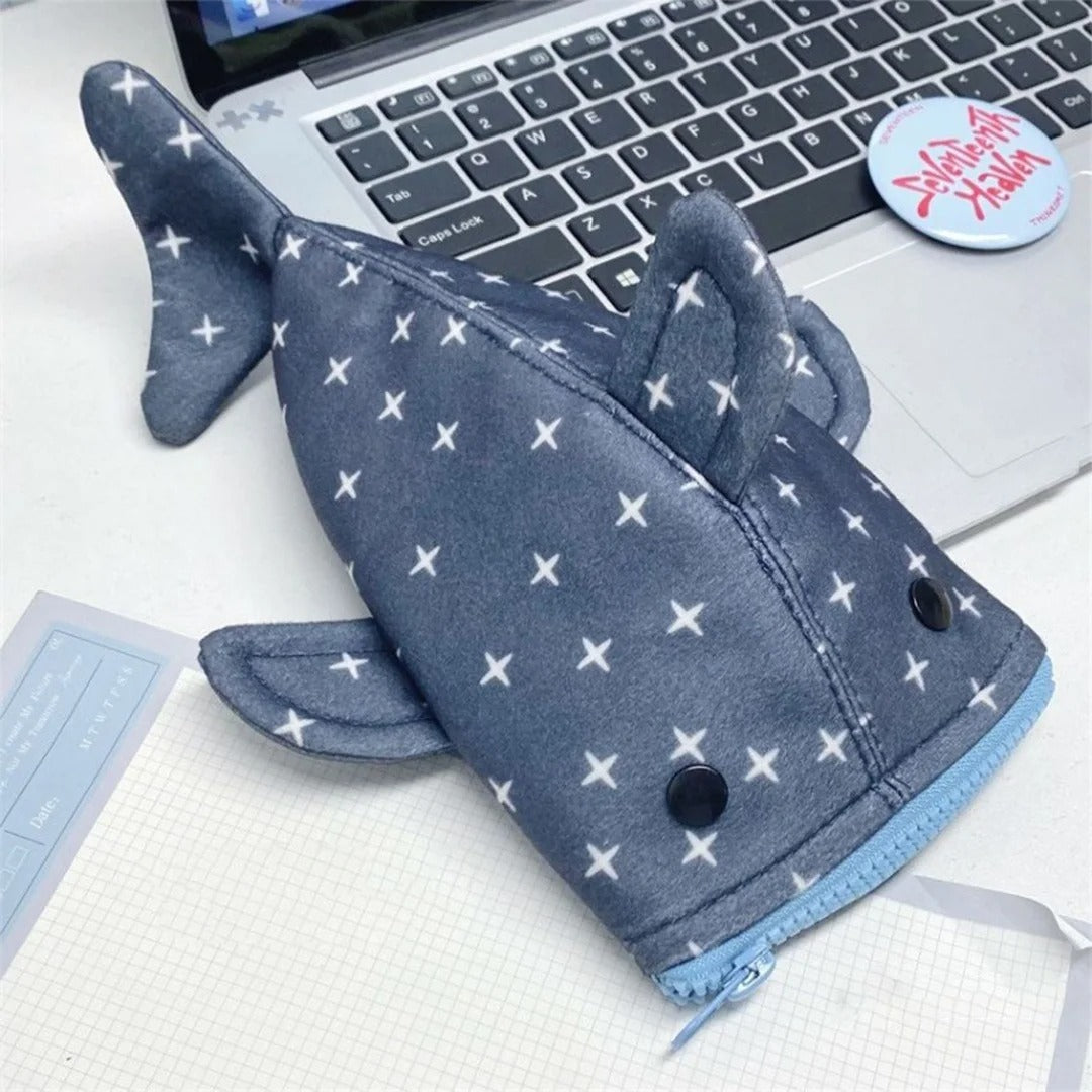 shark shaped geometry for unisex